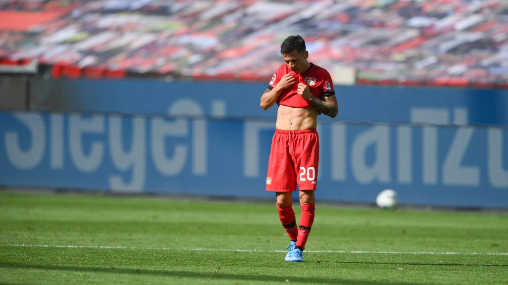 Charles Aránguiz fue titular en dolorosa derrota ante el Bayern Munich