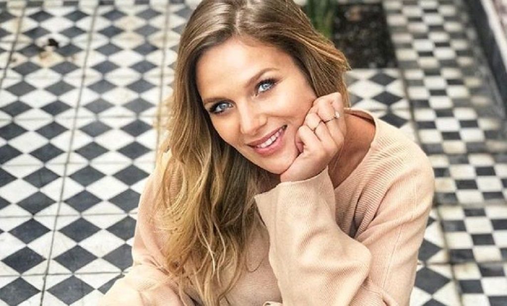Con particular imagen Mayte Rodríguez reveló qué es lo que la "mueve" en su vida