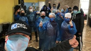 "Todo suma: nuestro ADN es ayudar": Fundación "Pelota de Trapo" dejó la cancha para ir en ayuda de vecinos