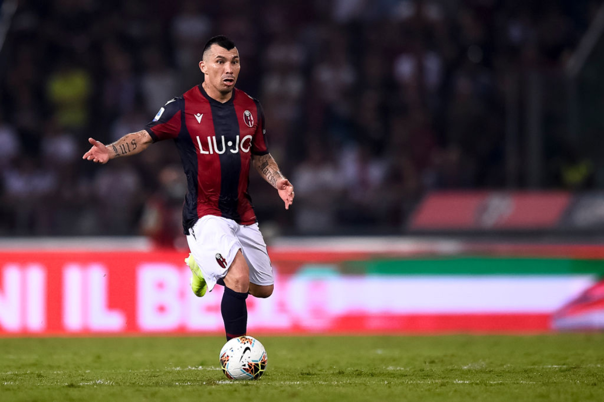 Gary Medel Fue Titular En Empate Del Bologna Ante El Cagliari Por La Serie A