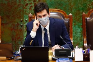Parlamentarios que renunciaron "simbólicamente" a RN conformarán nuevo comité