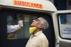 India superó los 600.000 contagios del Covid-19 y autoridades mantienen reapertura