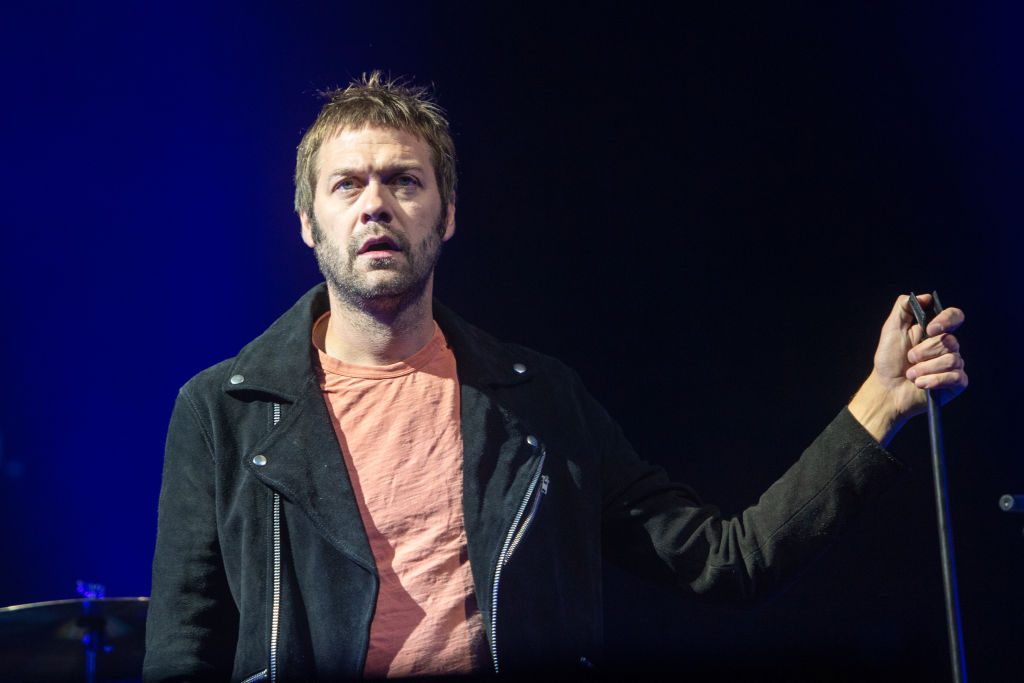 Vocalista de Kasabian dejó a la banda para "encarrilar su vida"
