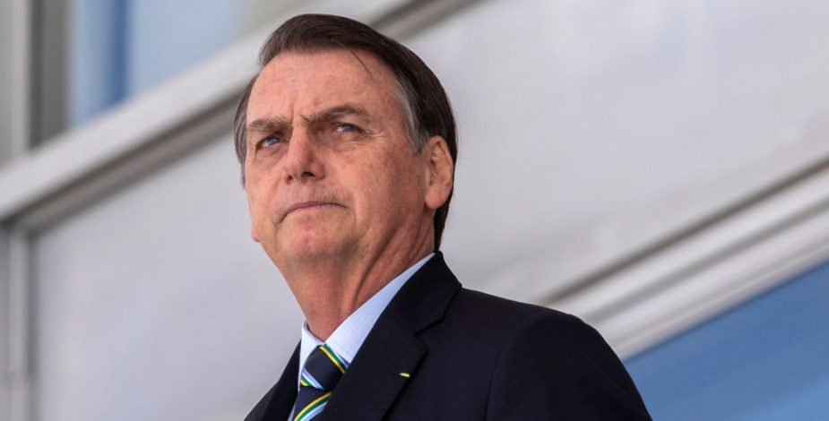 Profesionales de la salud de Brasil denunciaron a Jair Bolsonaro ante La Haya por genocidio