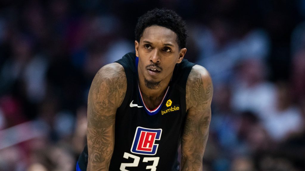 Jugador de Los Angeles Clippers terminó en club nocturno tras pedir permiso para asistir a funeral