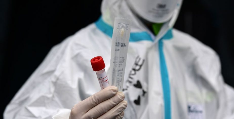 Argentina registró importante alza y superó a China en cantidad de contagios por Covid-19