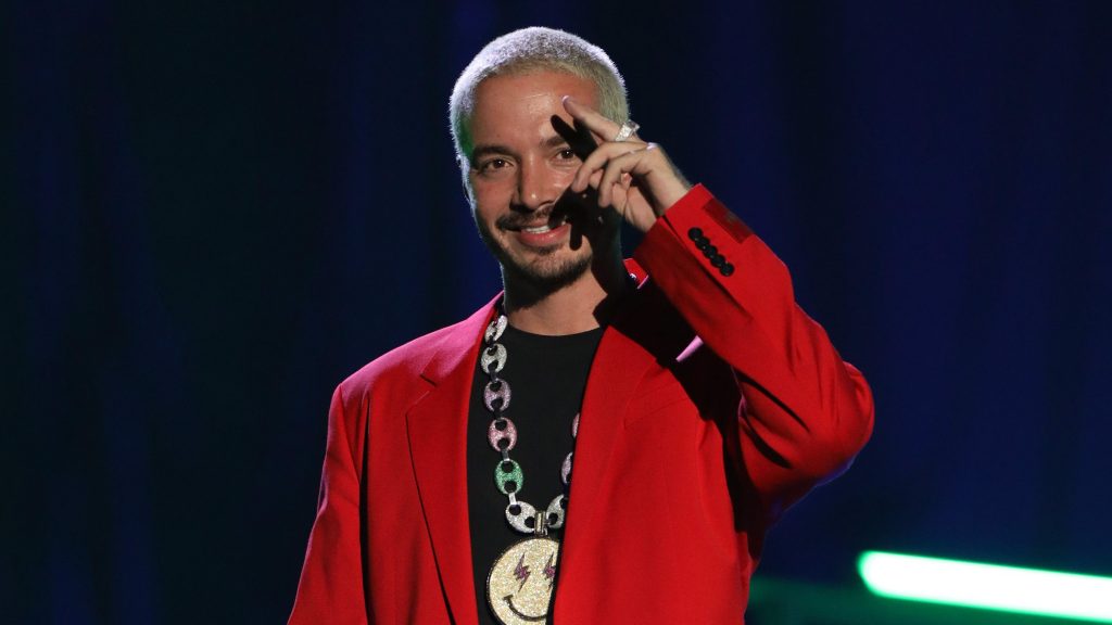 J Balvin anunció el lanzamiento de "El niño de Medellín", un documental que mostrará su vida y carrera
