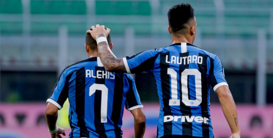 El Inter no tuvo piedad con el Brescia y sigue dando batalla El Inter no tuvo piedad con el Brescia y sigue dando batalla