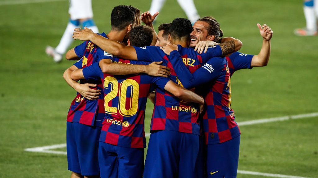 Barcelona derrotó con lo justo al Espanyol y mantiene vivas las chances de coronarse campeón de La Liga