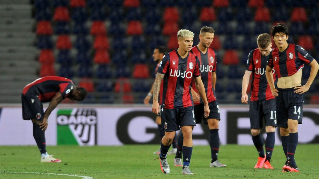 Gary Medel fue titular en sufrida derrota del Bologna ante el Sassuolo