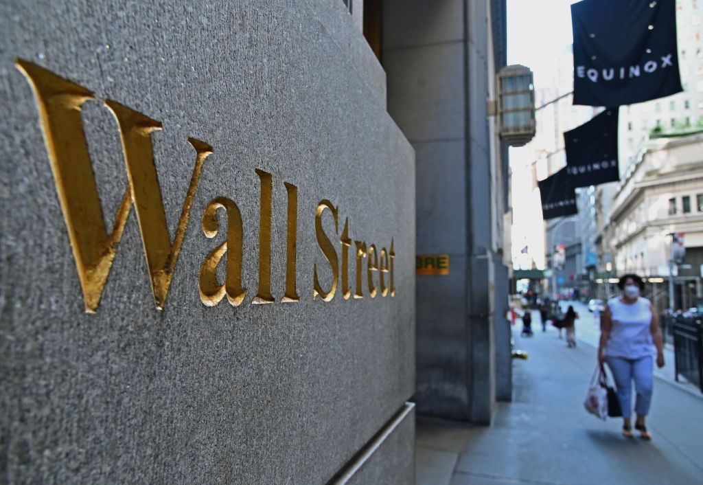 Filtración expone el trato especial de los bancos a millonarios y redes criminales