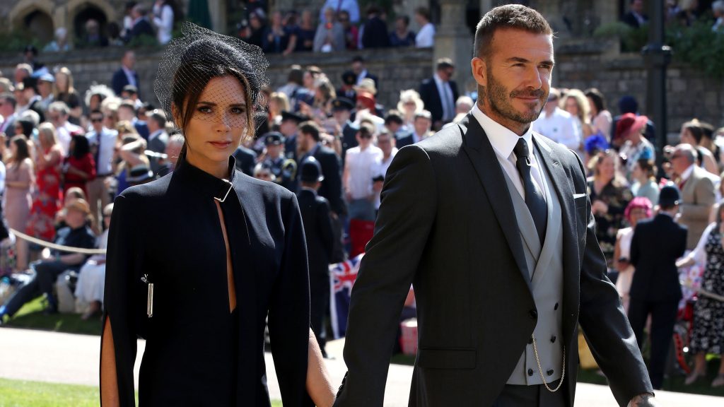La familia crece: David y Victoria Beckham celebran el compromiso de su hijo Brooklyn