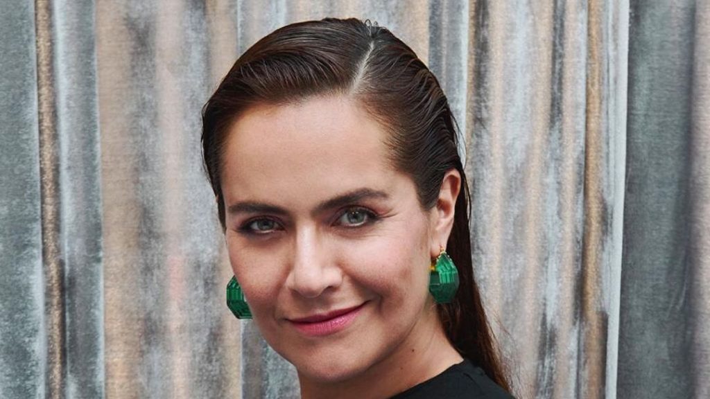 “El Último Show”: Natalia Valdebenito sumó nuevas fechas de su espectáculo en streaming y función en beneficio de Nabila Rifo