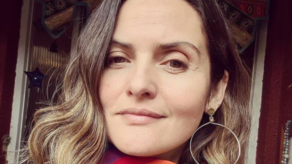 Connie Achurra sobre su relación: "Pololeamos puertas afuera, cosa que a mí me encanta"