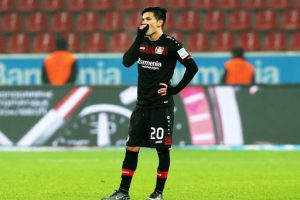 Charles Aránguiz cayó en la final de la Copa Alemania junto al Bayer Leverkusen