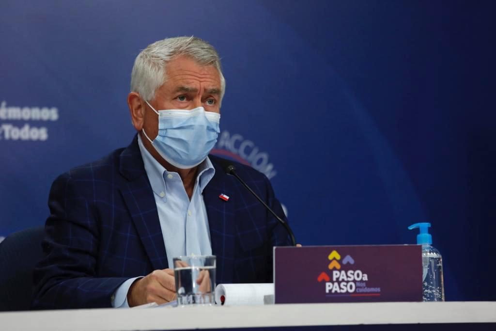 Minsal informó que hubo 2.201 nuevos casos y ya son 371.023 los contagiados con coronavirus en Chile