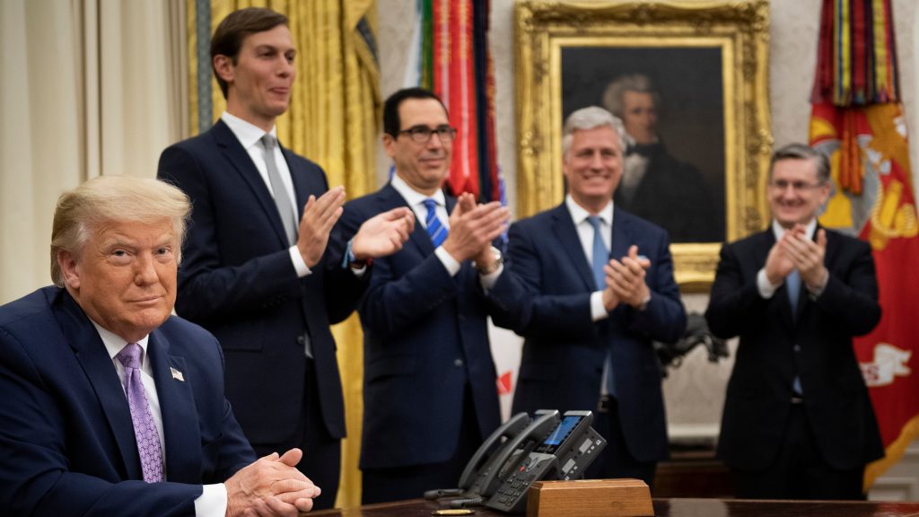 Anunciaron "acuerdo de paz histórico" entre Emiratos Árabes Unidos e Israel