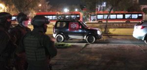 Adherentes del Rechazo realizaron caravana vehicular desde Las Condes hasta el Estadio Nacional