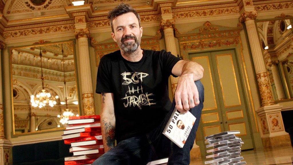 "Eso que tú me das": Preparan estreno de documental sobre los últimos días de líder de Jarabe de Palo