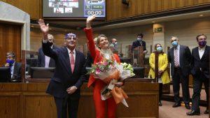 Marcela Sabat y Claudio Alvarado asumieron sus puestos en el Senado tras cambio de gabinete