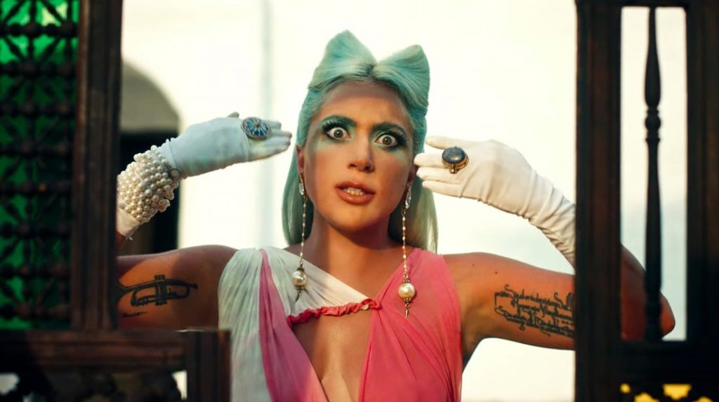Lady Gaga lanzó el videoclip oficial de "911" con potente mensaje sobre la salud mental