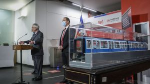Trabajadores del Metro de Santiago "funaron" a Presidente Piñera alegando condiciones sanitarias y despidos