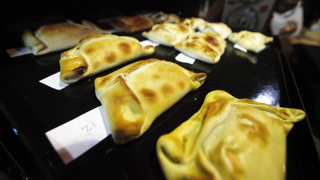La reina de Fiestas Patrias tiene corona: expertos eligieron la mejor empanada de este 2020