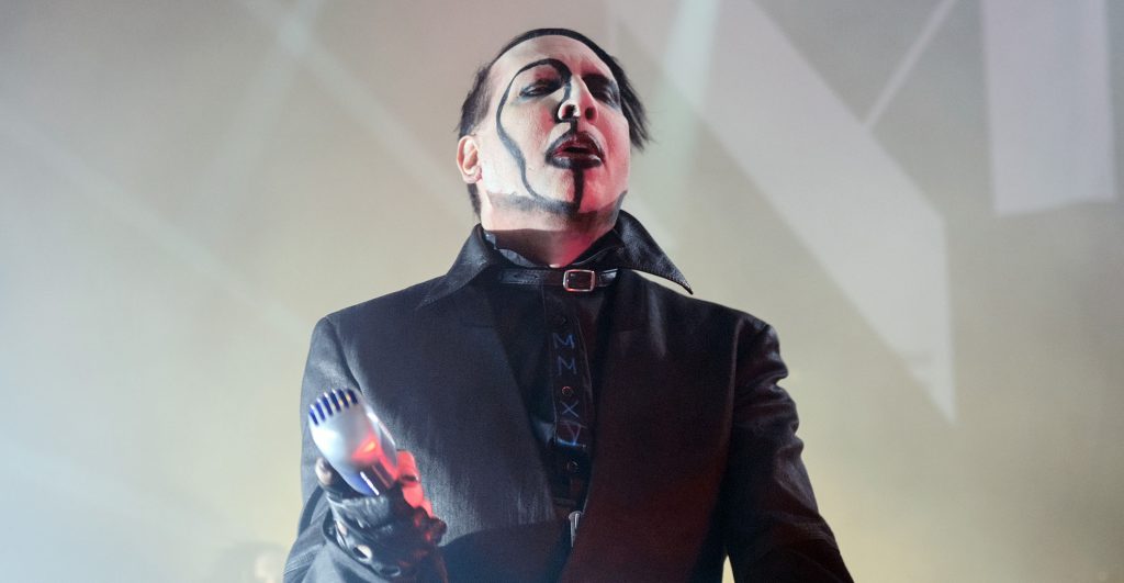 Marilyn Manson reveló que se negó a tomar analgésicos tras romperse una pierna debido a sus adicciones en el pasado