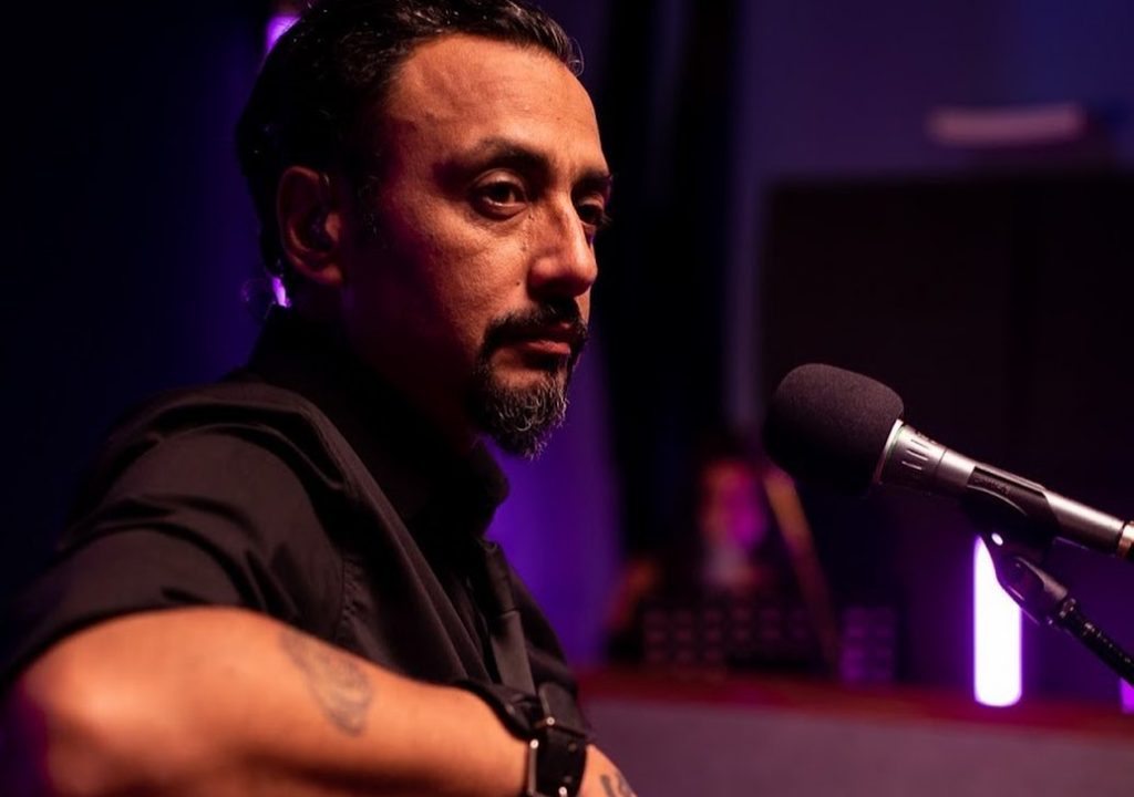 Claudio Valenzuela de Lucybell: "Tengo 51 años y más de la mitad de mi vida ha sido para este proyecto"