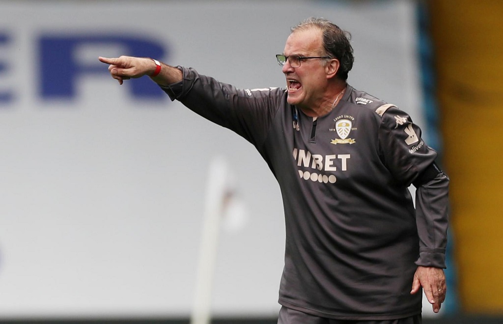 El Leeds de Bielsa goleó al Aston Villa de visita y acecha ...