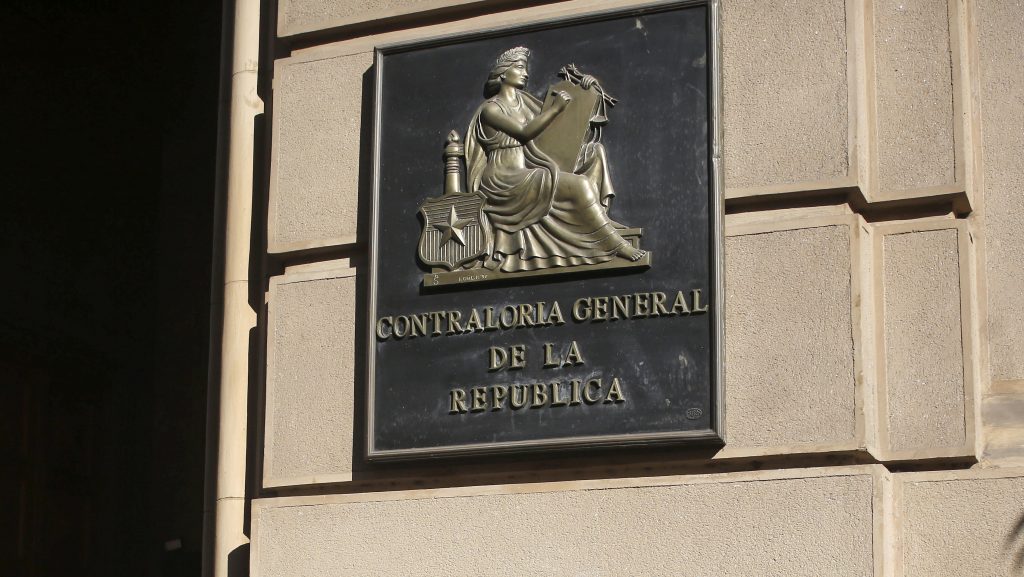 Contraloría detectó irregularidades en operaciones contables de Dipreca: monto supera los $12 mil millones