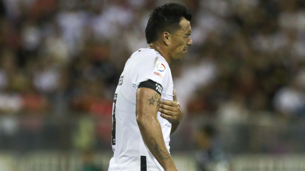 Esteban Paredes tras fracaso albo: "Nunca me imaginé que íbamos a quedar eliminados"