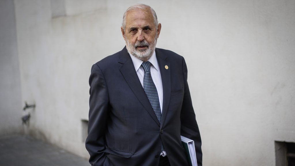 Caso Enjoy: Fiscal Nacional se reunió con diputados que presentaron denuncia contra Presidente Piñera
