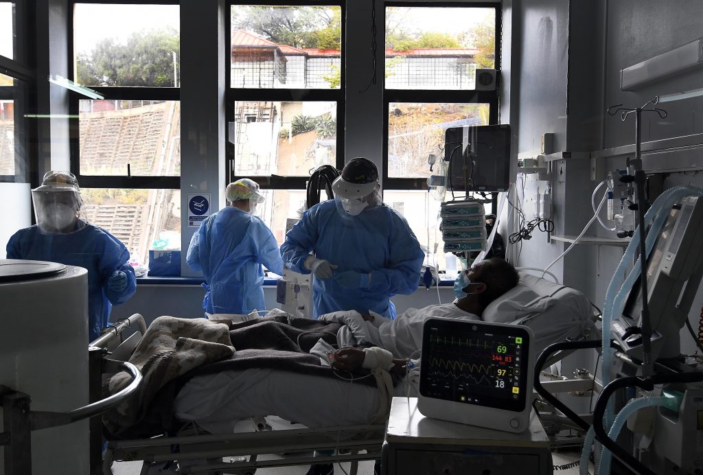 Llegaron a acuerdo: Fenats Nacional informó que Gobierno pagará bono Covid-19 a funcionarios de la salud contratados a honorarios