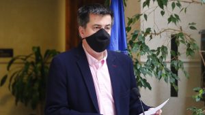 Tras aprobación en general del segundo retiro de las AFP: Diputados oficialistas acusaron "falta de alternativa del Gobierno" para ayudar a la clase media