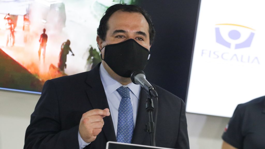 Gobierno aclaró que destitución de excarabinero Zamora es "completamente independiente a la investigación" que lleva la Fiscalía