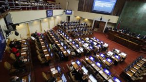 Grupo de parlamentarios ingresó proyecto para repostular a cargos pese a que ya se aprobó el límite a la reelección