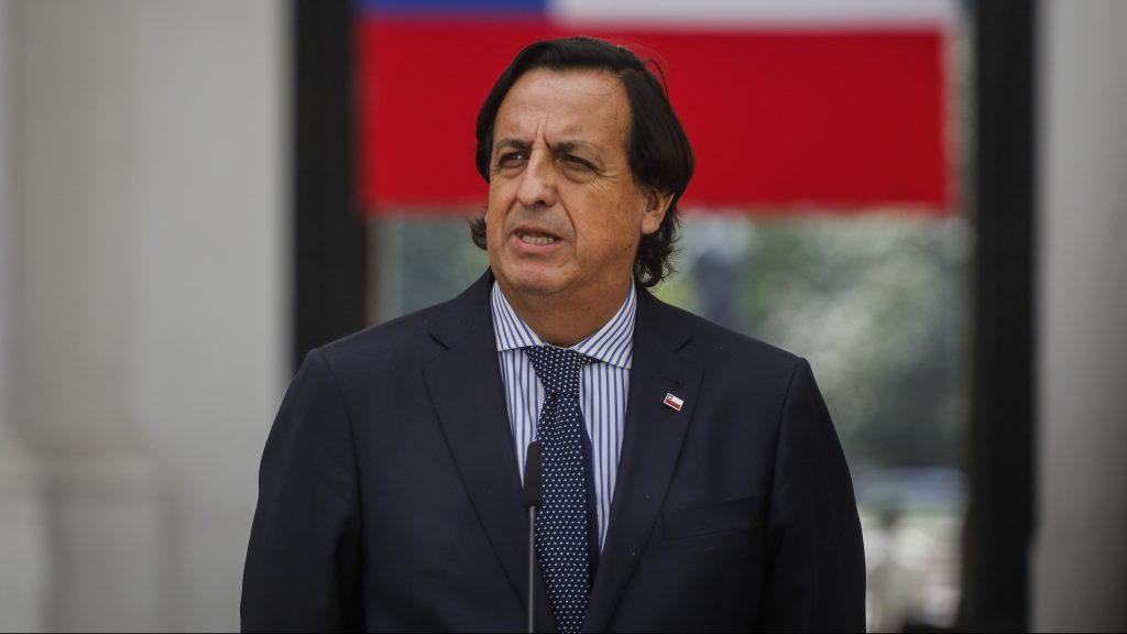 Comisión revisora aprobó la acusación constitucional contra el ministro Víctor Pérez
