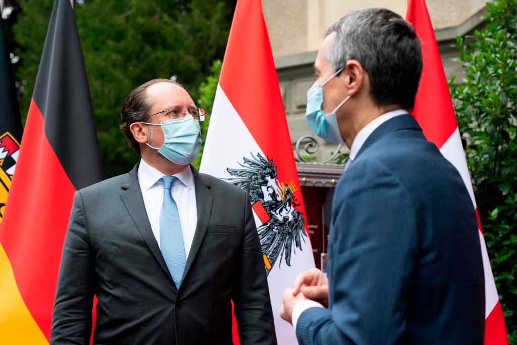 El canciller austriaco reunido con sus pares en Luxemburgo