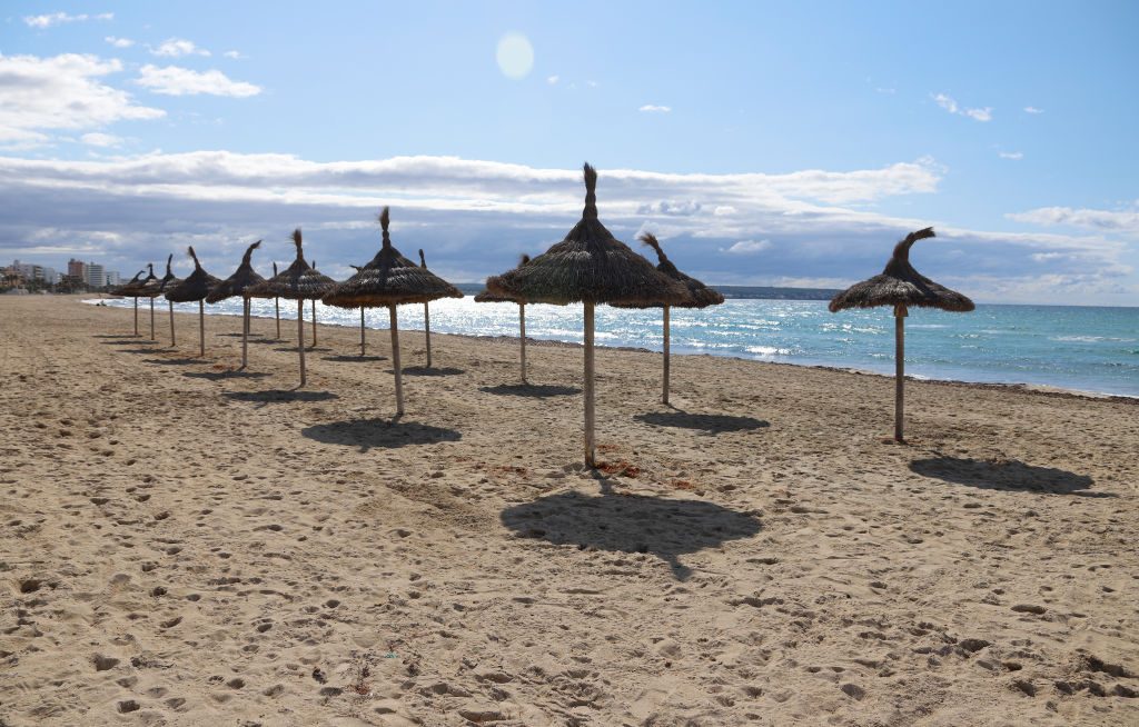 La ocupación hotelera en España cayó 60,5% durante septiembre por el Covid-19