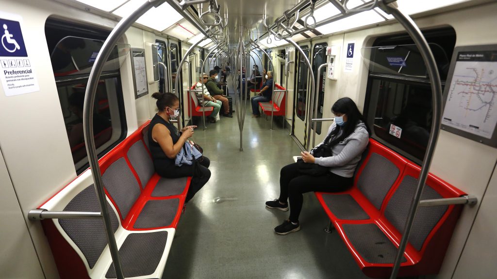 Gobierno anunció gratuidad en Metro, Merval y Biotren durante el Plebiscito 2020