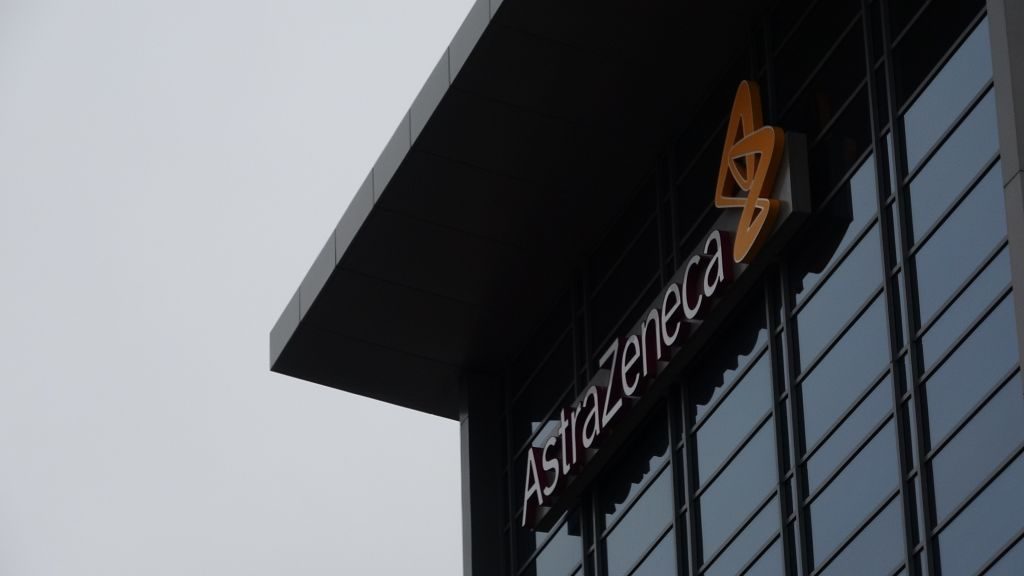 Estudio independiente determinó que vacuna contra el Covid-19 de AstraZeneca y Oxford sigue instrucciones genéticas según lo esperado