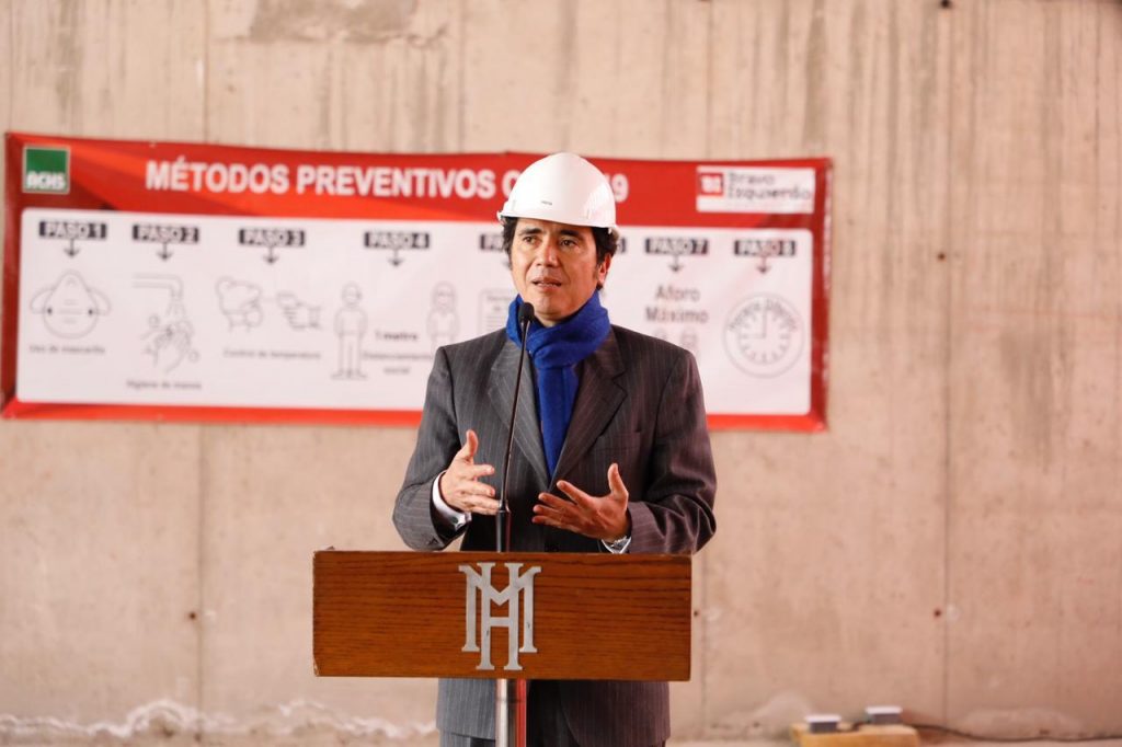 Ministro de Hacienda se mostró optimista frente a la recuperación de la economía pese a la caída del Imacec en agosto
