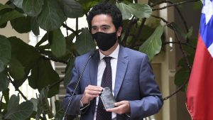 Ministro Briones descartó modificar pago de impuesto en retiro del 10% y explicó cómo operará el mecanismo