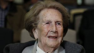 A los 102 años murió Leonor Oyarzún, exprimera dama y viuda del ex Presidente Patricio Aylwin