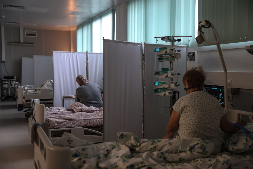 Indonesia y Rusia vuelven a tener récord diario de contagios del coronavirus Covid-19