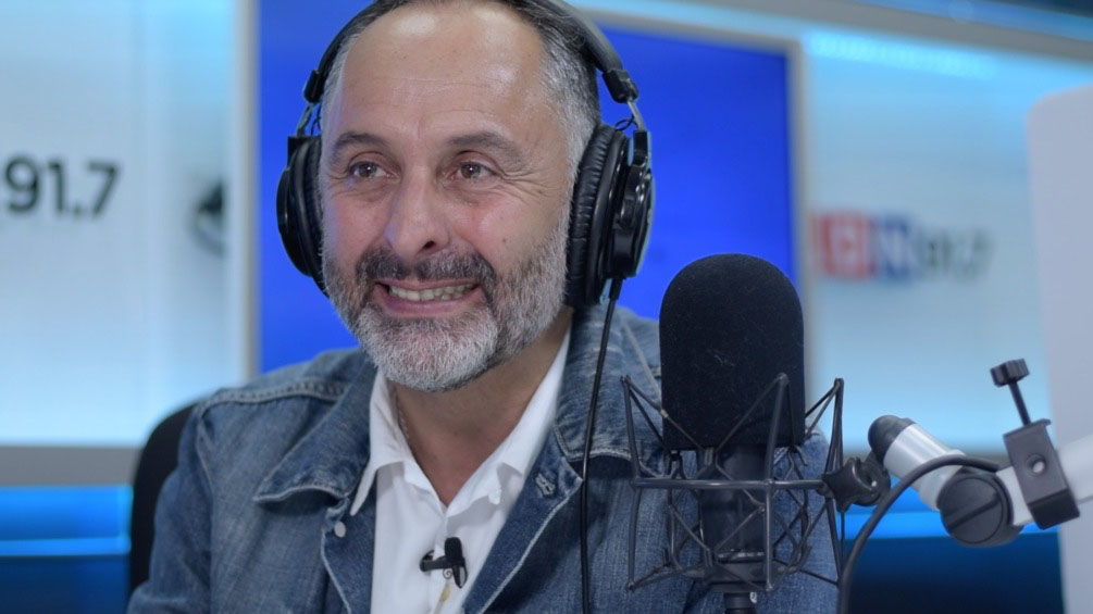Felipe Gerdtzen y "Puente Social", nuevo programa de ADN: "Hoy día la mesa para conversar tiene que ser más grande"