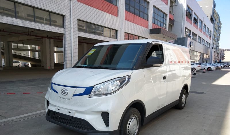Nuevo furgón eléctrico se presentó en Chile