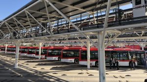 Transporte público: inauguraron el electroterminal más grande del país en El Conquistador en Maipú