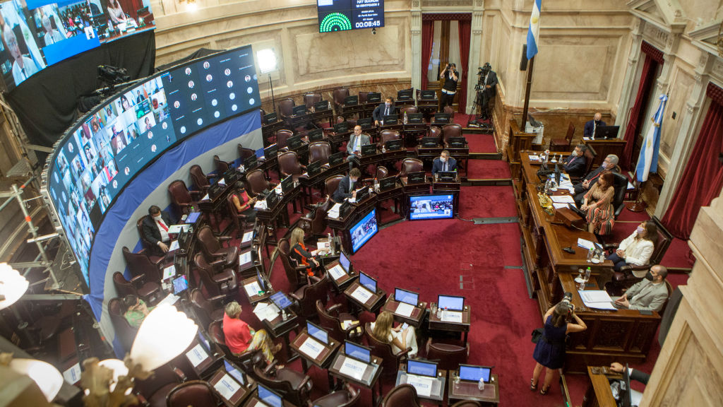 Sesión en la sala del Senado de Argentina